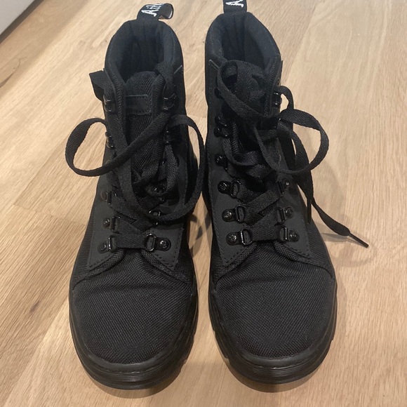 DR MARTENS - Picture 1 of 5